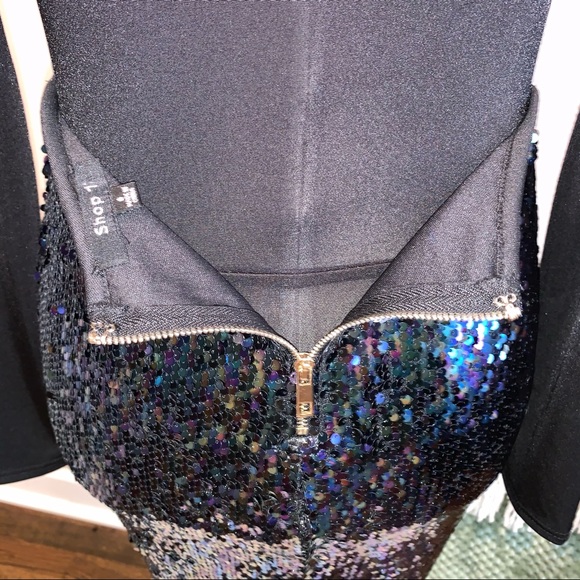 🧜🏼‍♀️ Shop 17 Sequined Pencil Skirt - Picture 8 of 13